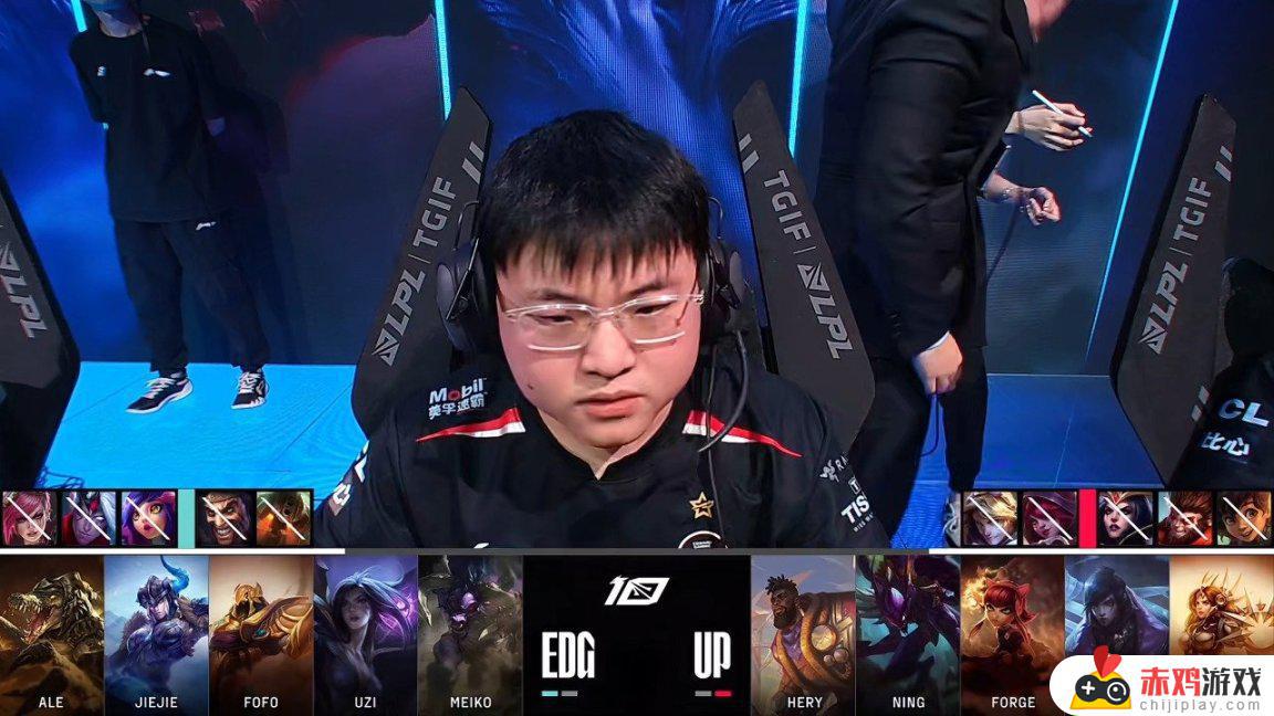 LPL夏季赛：Uzi卡莎超神重回巅峰！EDG 2-1 UP！比赛回顾