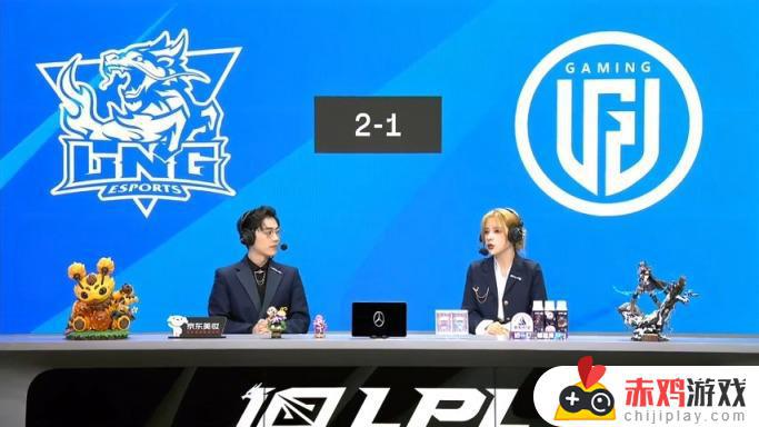 LPL夏季赛：Gala金克斯超神！LNG 2-1 LGD，精彩战斗回顾！